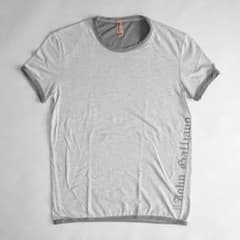 John Galliano ジョンガリアーノ ロゴ リンガーTシャツ US M - メルカリ