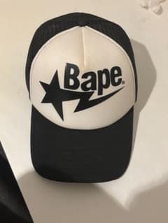 Bape トラッカーキャップ ホワイト/ブラックのサムネイル