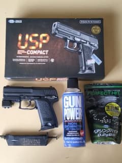 東京マルイ USP コンパクト ガスブローバック 18歳以上 レーザーサイト付きのサムネイル