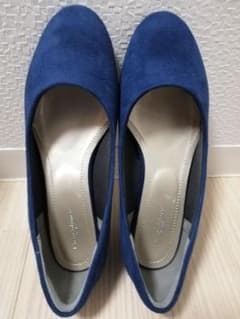ネイビー スエード パンプス 低ヒールのサムネイル