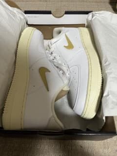 NIKE エアフォース1 07のサムネイル