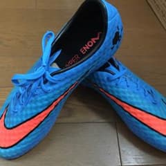 NIKE サッカー スパイクのサムネイル
