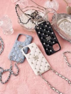 y♡様専用　キルティングビジューiPhoneケース　IVOのサムネイル