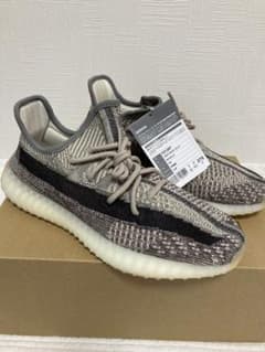 【Kevin専用】adidas yeezy boost 350V2 zyonのサムネイル