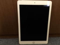 iPad Air2 Wi-Fi＋Cellularモデル 16GB ゴールドのサムネイル