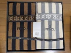 FENDI タオルケット 140cm x 200cm 2枚 - メルカリ