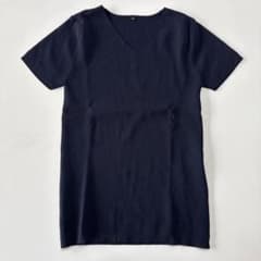 ネイビー Vネック Tシャツ Lサイズ 半袖のサムネイル