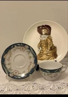 Thumbnail of ババリア 花柄ヴィンテージカップ＆ソーサーセット ナルミ　小磯良平人形画　 絵皿