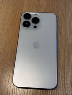 iPhone 13 Pro 256GB シルバー　SIMフリー　ジャンクのサムネイル