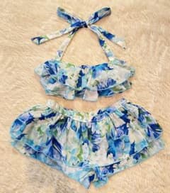 水着　花柄　Cretamoonのサムネイル