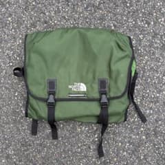 THE NORTH FACEトラベルメッセンジャーバッググリーン　ノースフェイスのサムネイル