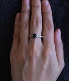 【美品】whoseA / オニキスリング　11号のサムネイル