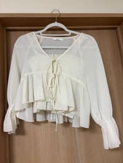 NICE CLAUP ブラウス 長袖 ホワイトのサムネイル