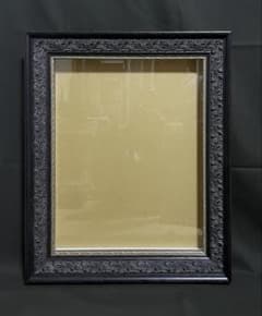 油彩額縁 F6 オーダー額縁 黒い彫刻模様 ゴシック調 アンティーク調 油彩額縁 F6 オーダー額縁 黒い彫刻模様 アンティーク調 木製 - メルカリ