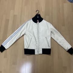 GUESS レザージャケット スタッズ ホワイトのサムネイル
