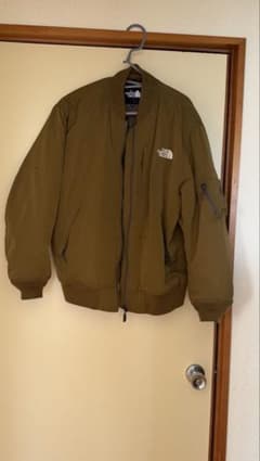 THE NORTH FACE オリーブグリーン ジャケットのサムネイル