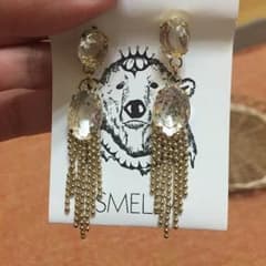 新品 SMELLY ピアスのサムネイル