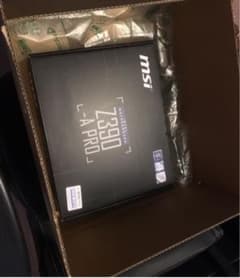 MSI Z390 A-PROとケースのサムネイル