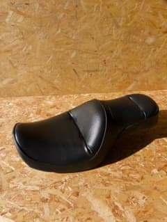 ホットドッグ ソロシート ホットドック ソロシート07～用 のパーツレビュー | スポーツスターXL