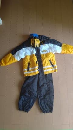 子供用スキーウェアー120cm（手袋付）のサムネイル