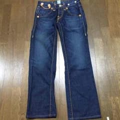 トゥルーレリジョンデニムのサムネイル