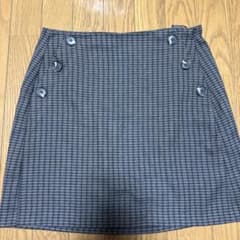 チェック柄タイトスカート ボタン付きのサムネイル