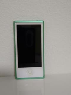 iPod nano 第7世代 16GB A1446 カラー(グリーン)のサムネイル