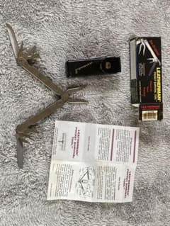 LEATHERMAN MULTI-TOOL シルバーのサムネイル