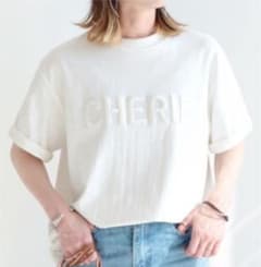【新品】reca大人気商品　ホワイトTシャツのサムネイル