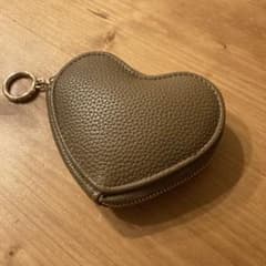 【美品】3COINS PUハート型ポーチキーホルダー ブラウンのサムネイル