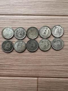 竜5銭銀貨　明治6年のサムネイル