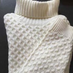 レイジブルー タートルネックニットのサムネイル