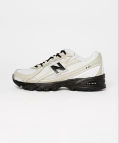 New Balance 740 スニーカーのサムネイル