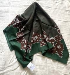 新品未使用45Rシルクツイルセルビッチの風呂敷 手捺染19800円シルク100% 新品未使用45Rシルクツイルセルビッチの風呂敷 手捺染19800円シルク100