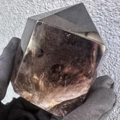 金運· 魔除 ·浄化】レインボー☆煙水晶スモーキークォーツ六角柱原石