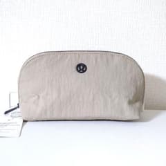 ルルレモン Lululemon 新品 本物 タグ付き だ円型 ポーチ ベージュ