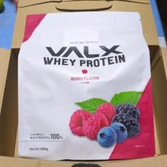 VALX ホエイプロテイン ベリー味 1000gのサムネイル
