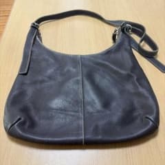 レザー ショルダーバッグ ダークブラウンのサムネイル