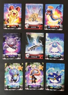 ポケモン図鑑　ポケモンカードのサムネイル
