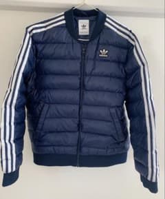 adidasダウンジャケットのサムネイル