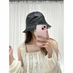 新品 未使用 高見え バケットハット チューリップハット 黒 レディース 帽子のサムネイル