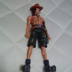 ワンピース ポートガス・D・エース フィギュアのサムネイル