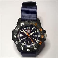 ルミノックス MASTER CARBON SEALのサムネイル