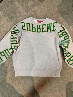 Supreme グレー クルーネック スウェットのサムネイル