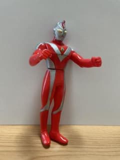 ウルトラマンダイナ ストロングタイプ ソフビ フィギュア