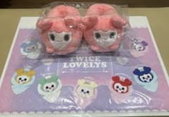 TWICE ぬいぐるみスリッパ ラブリー MISAMO ミサモ トゥワイス TWICE LOVERYS ぬいぐるみスリッパ モモ モブリー - メルカリ