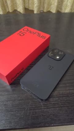 OnePlus 15 OxygenOS 512Gb 本体 おまけのサムネイル