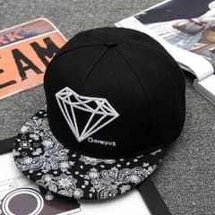 ペイズリー柄 スナップバック SNAPBACK 新品♪のサムネイル