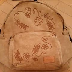 トシ様専用　ナスングワム　リュックのサムネイル