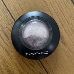 M・A・C ミネラライズ アイシャドウ　ジョイ&ラフター　薄紫／紫のサムネイル